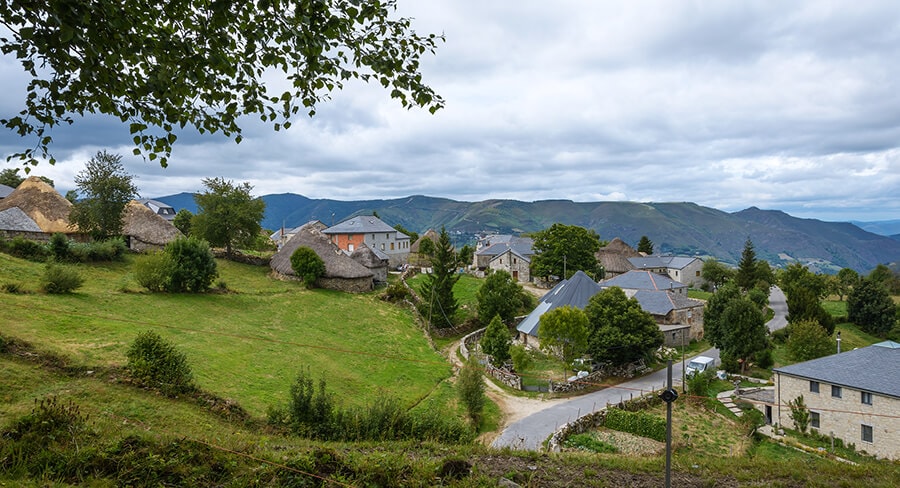 Panorámica de Piornedo en verán